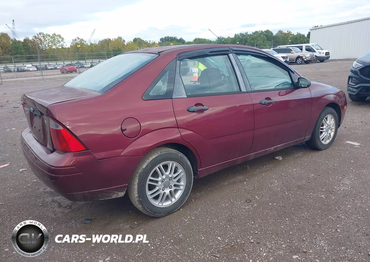 2007 Ford Focus S-Se-Ses VIN:1FAFP34N87W339115 - 4
