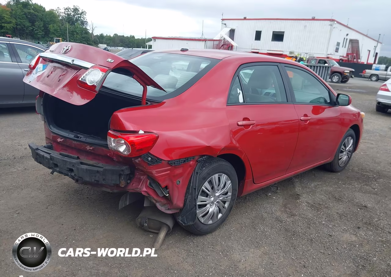 2011 Toyota Corolla Le VIN:2T1BU4EE2BC726122 - 4