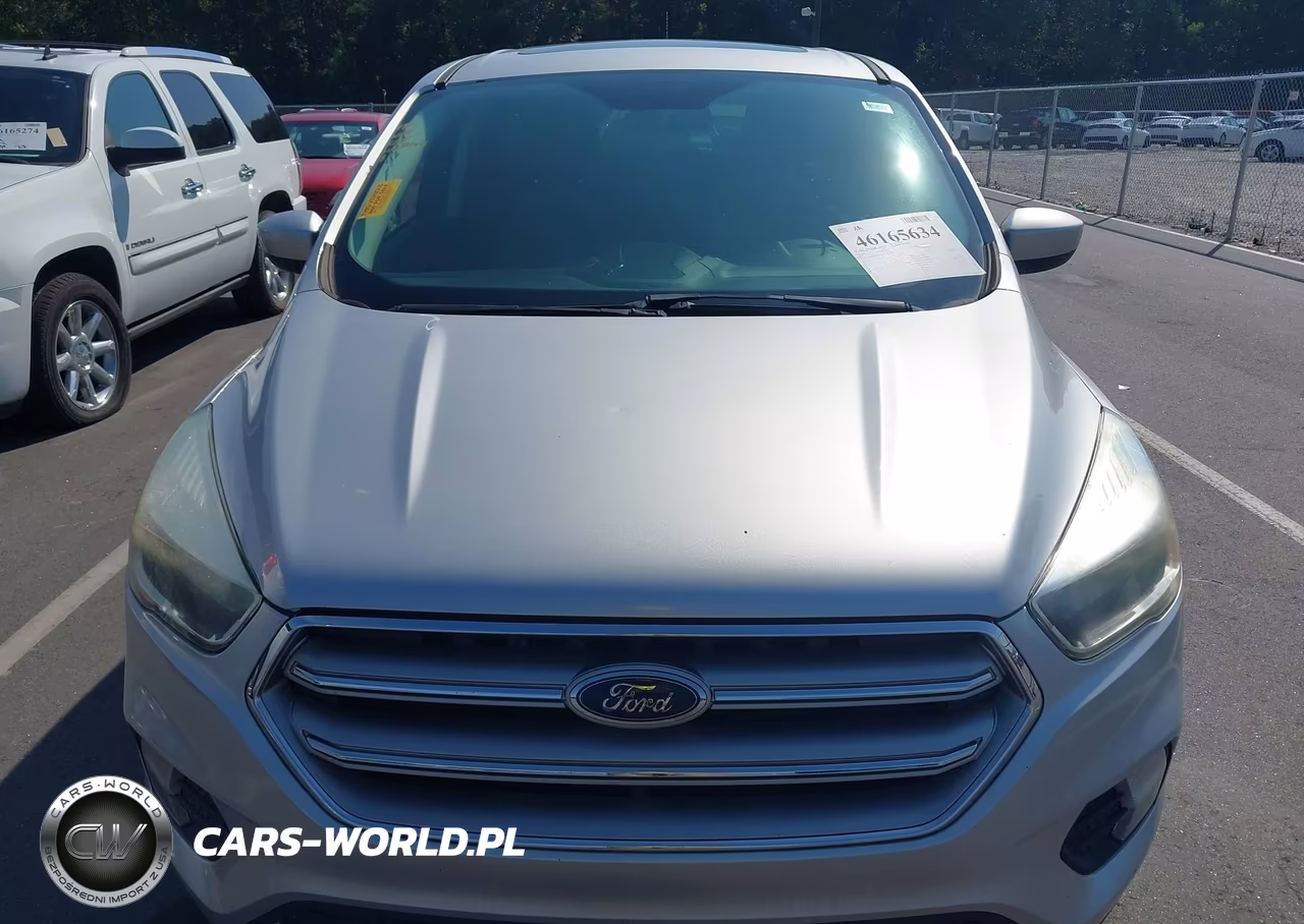 2017 Ford Escape Se VIN:1FMCU0G93HUD67173 - 6
