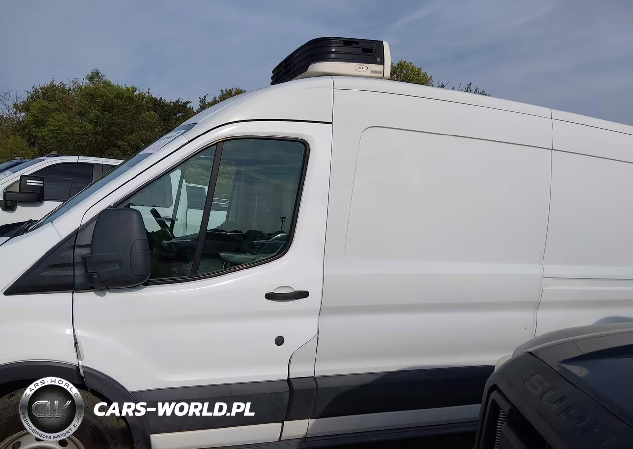 2016 Ford Transit T-250 Refrigerated Delivery Van VIN:1FTYR1CMXGKB39385 - 14