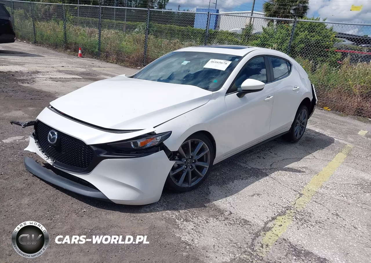 2021 Mazda Mazda3 Preferred VIN:JM1BPALLXM1402768 - 2
