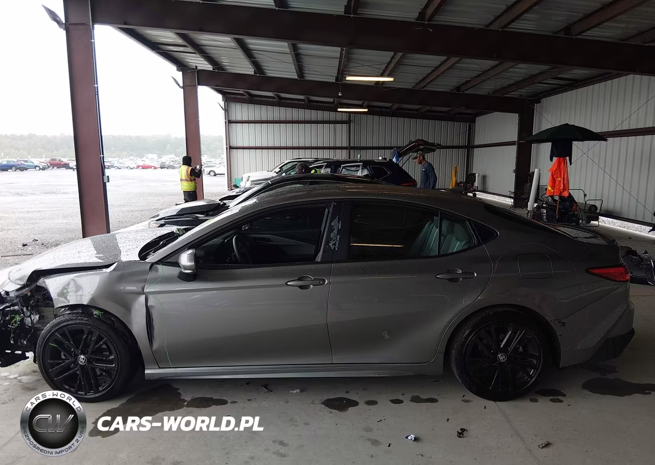 2026 Toyota Camry Se VIN:4T1DAACK1TU292204 - 14