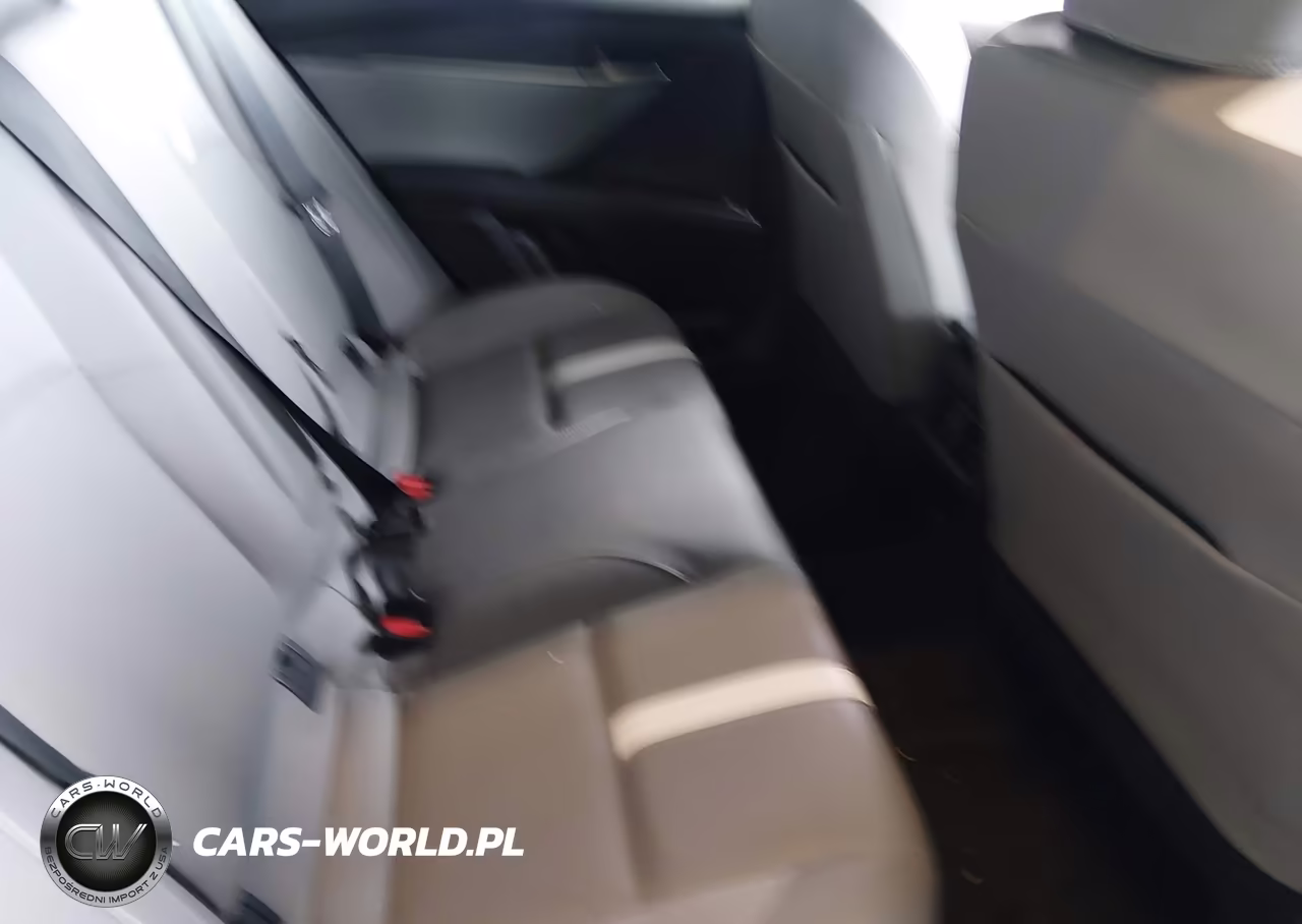 2026 Toyota Camry Se VIN:4T1DAACK1TU292204 - 8