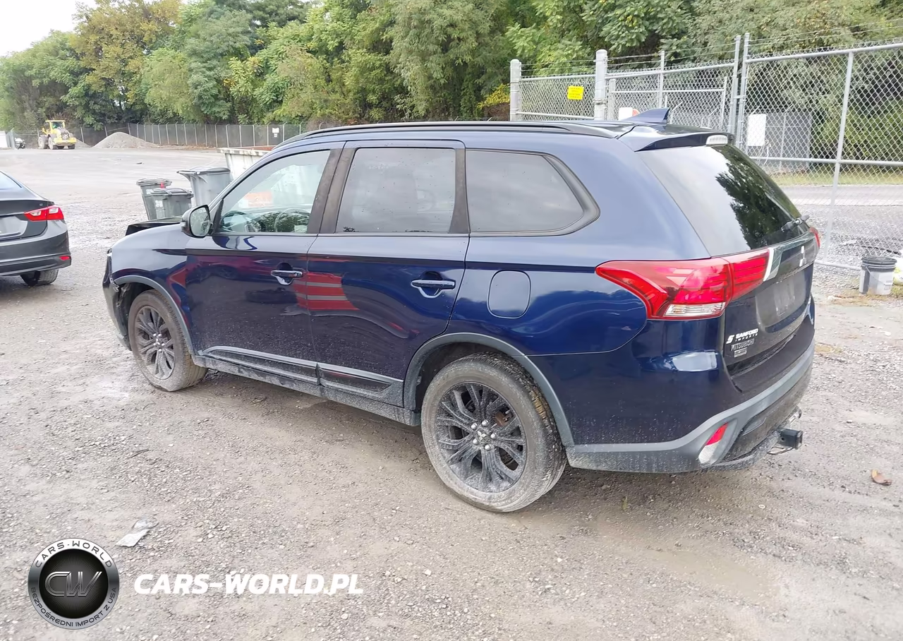 2019 Mitsubishi Outlander Le VIN:JA4AZ3A39KZ052613 - 3