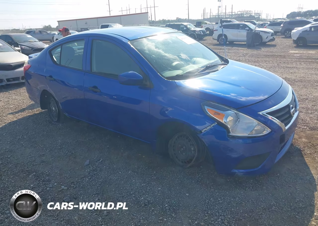 2017 Nissan Versa 1.6 S+ – zdjęcie 1 z 18