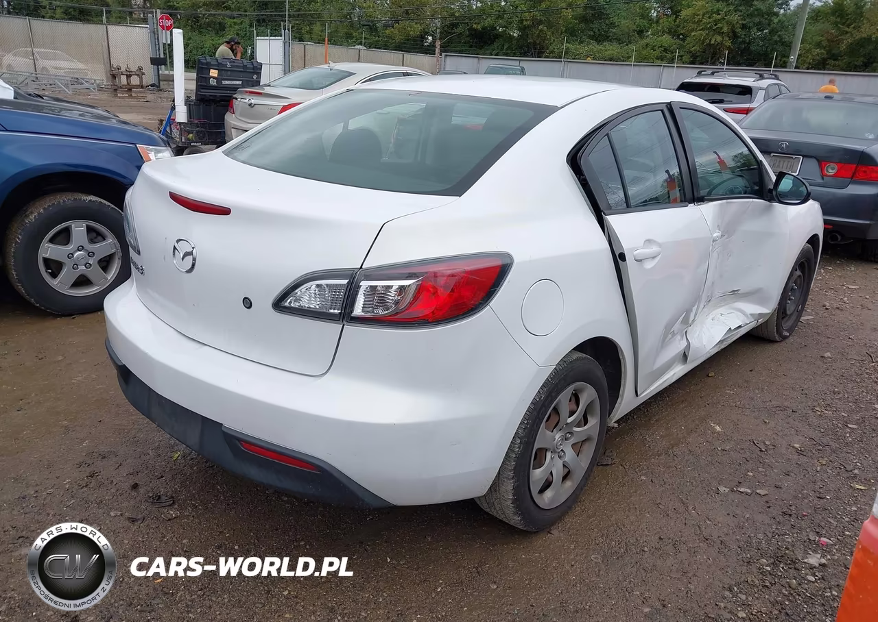 2010 Mazda Mazda3 I Sport VIN:JM1BL1SF7A1270930 - 4