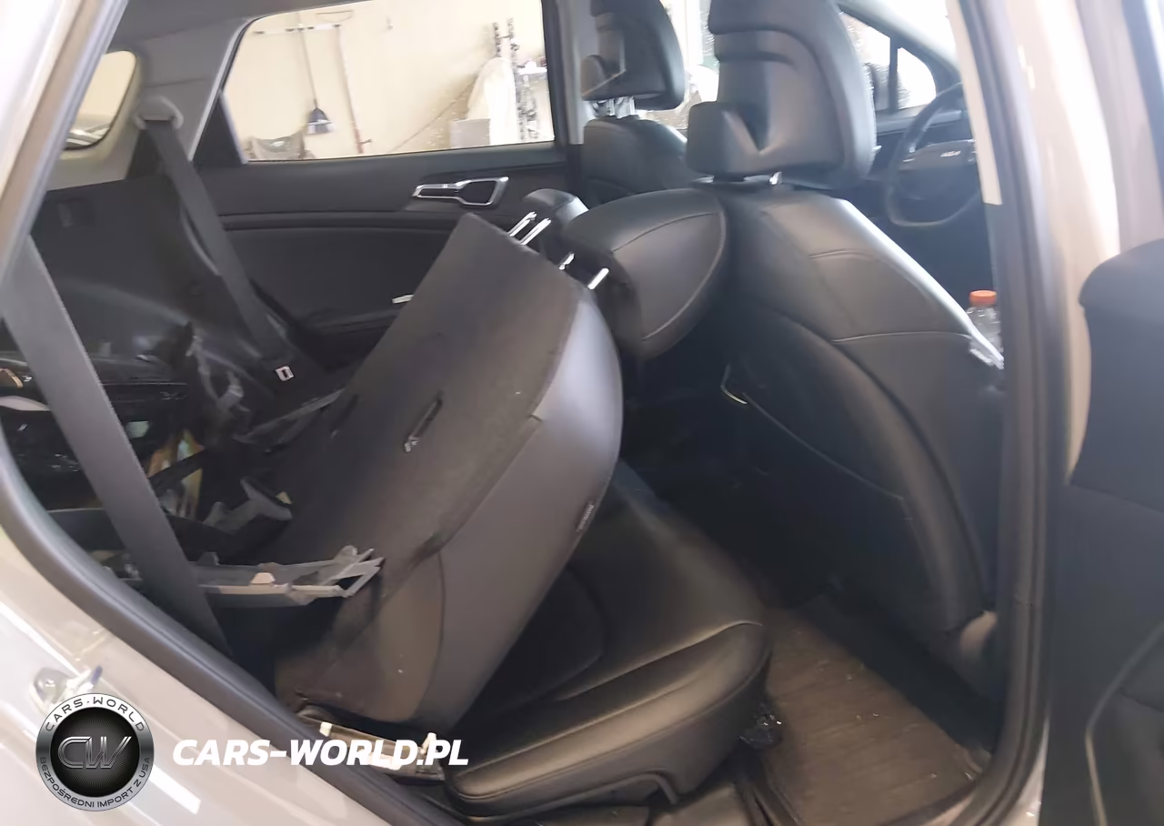 2026 Kia Sportage Ex VIN:5XYK33DF9TG389851 - 8