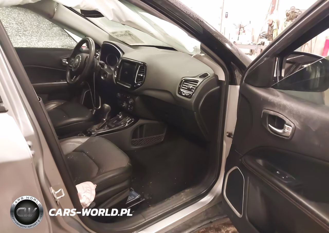 2019 Jeep Compass Limited 4X4 VIN:3C4NJDCBXKT673374 - 5