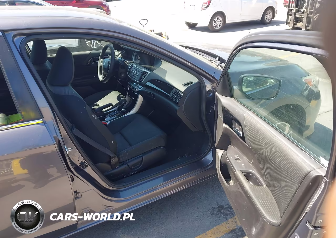 2017 Honda Accord Lx VIN:1HGCR2F30HA210542 - 5