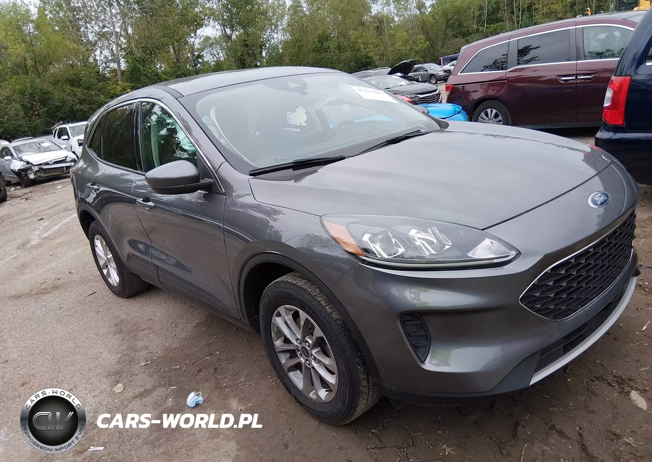 2021 Ford Escape Se