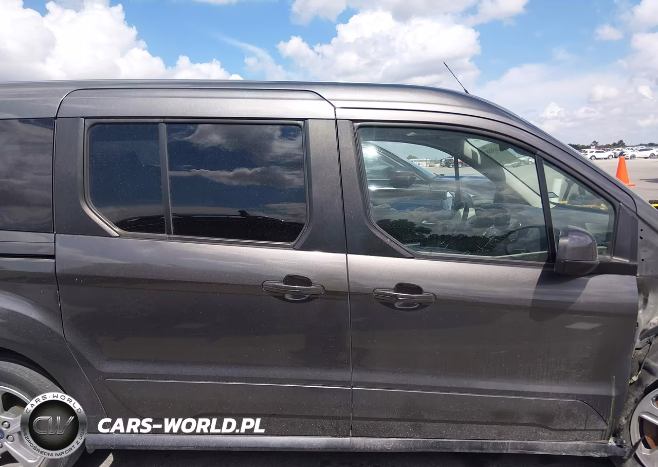 2019 Ford Transit Connect Titanium VIN:NM0GE9G20K1421481 - 14