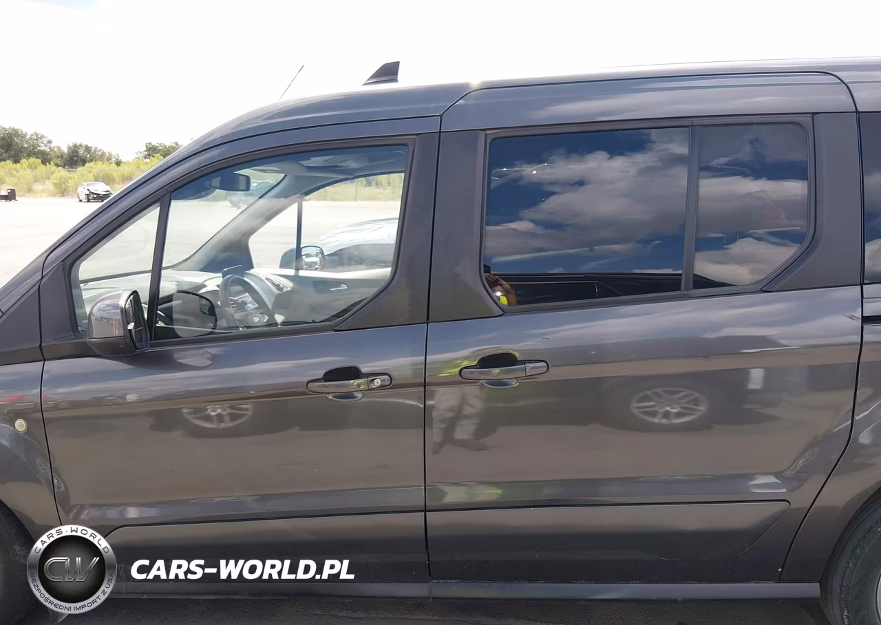 2019 Ford Transit Connect Titanium VIN:NM0GE9G20K1421481 - 15