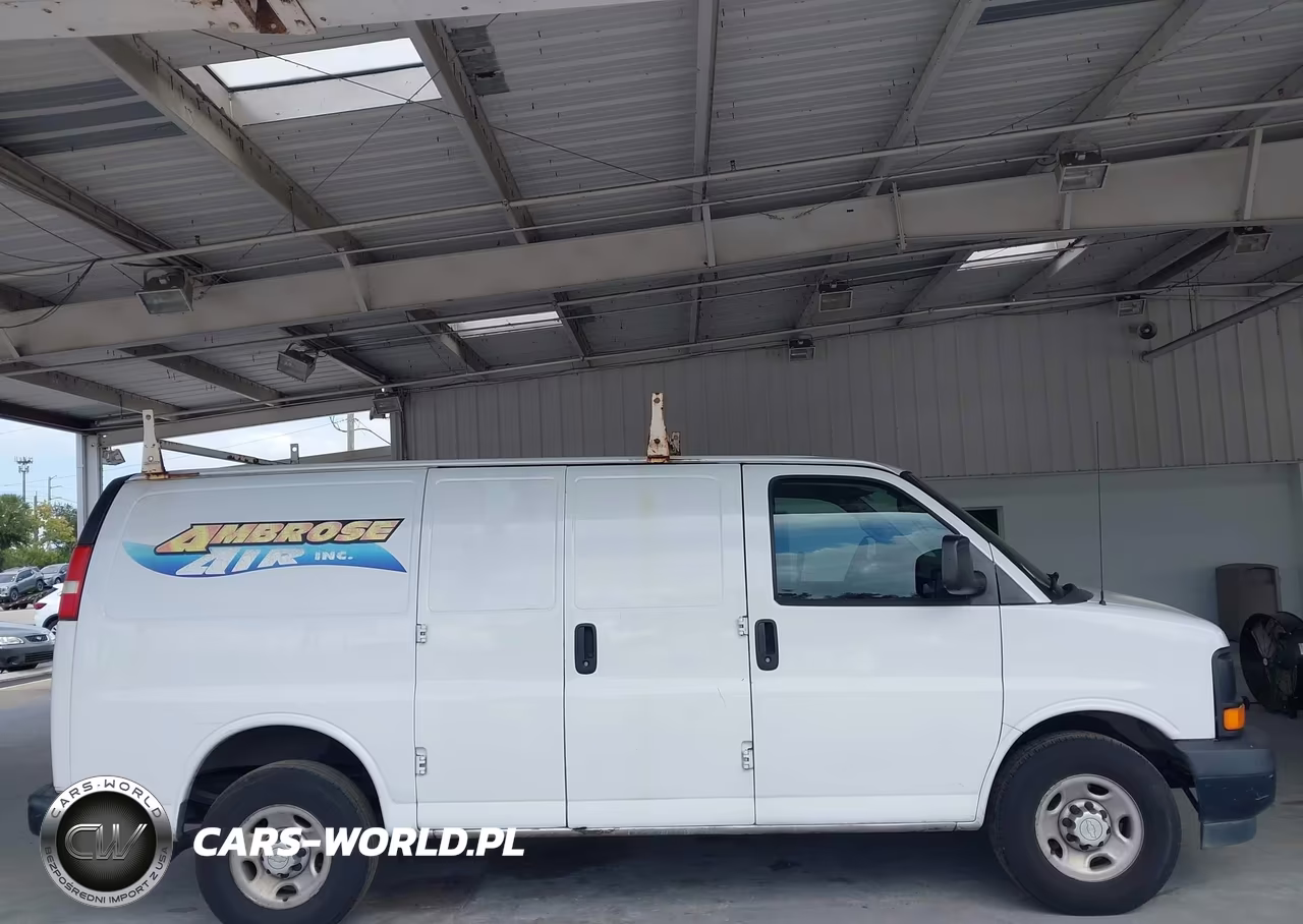 2017 Chevrolet Express 2500 Work Van VIN:1GCWGAFF4H1106075 - 14