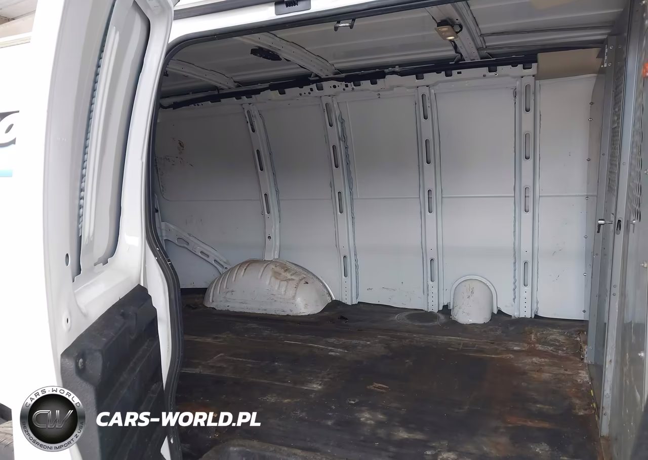 2017 Chevrolet Express 2500 Work Van VIN:1GCWGAFF4H1106075 - 8