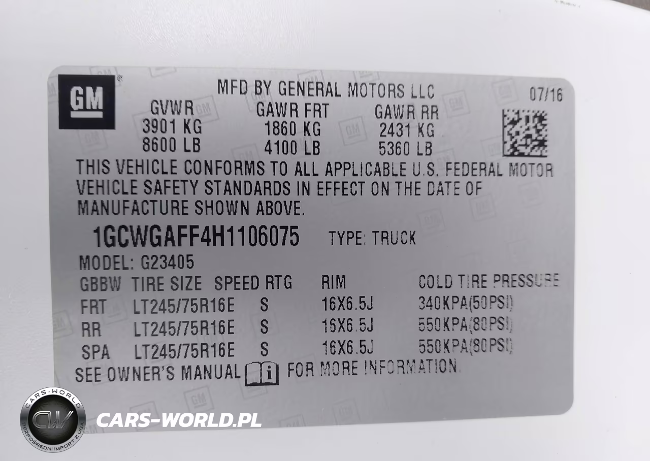 2017 Chevrolet Express 2500 Work Van VIN:1GCWGAFF4H1106075 - 9