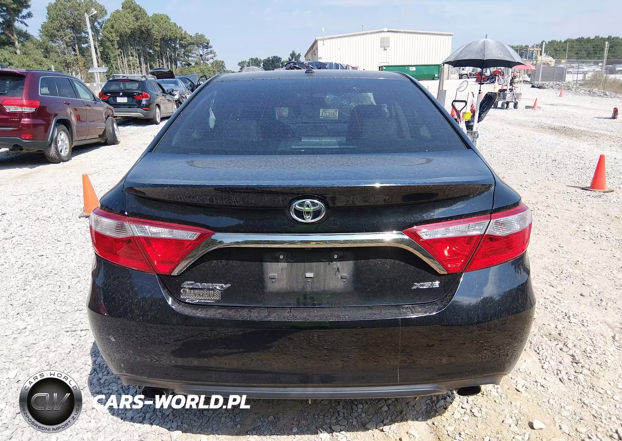 2016 Toyota Camry Xse VIN:4T1BK1FK2GU571523 - 16