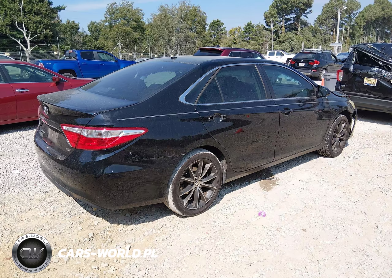 2016 Toyota Camry Xse VIN:4T1BK1FK2GU571523 - 4