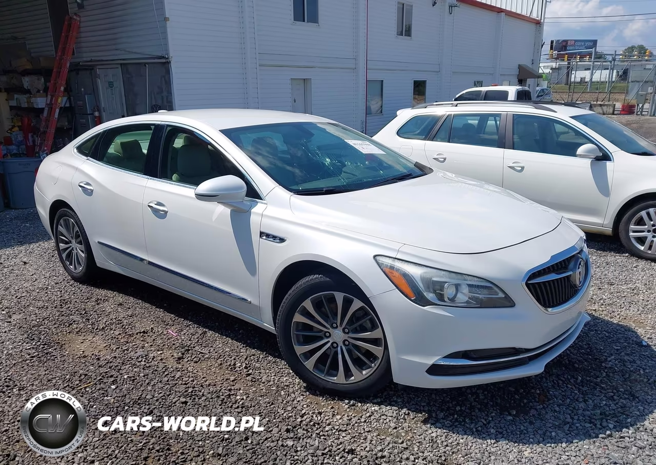 2018 Buick Lacrosse Essence VIN:1G4ZP5SS2JU129667 - 1