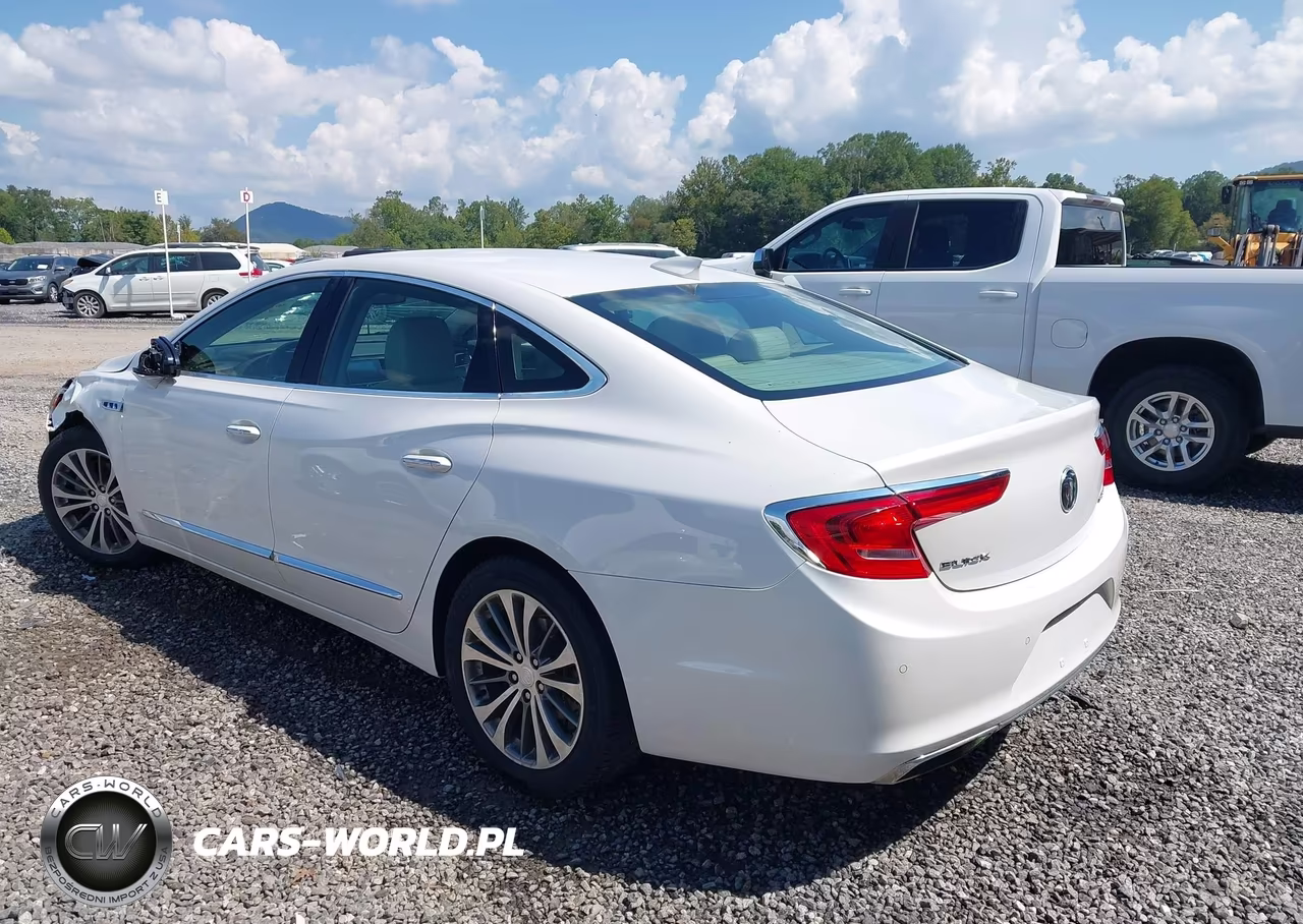 2018 Buick Lacrosse Essence VIN:1G4ZP5SS2JU129667 - 3