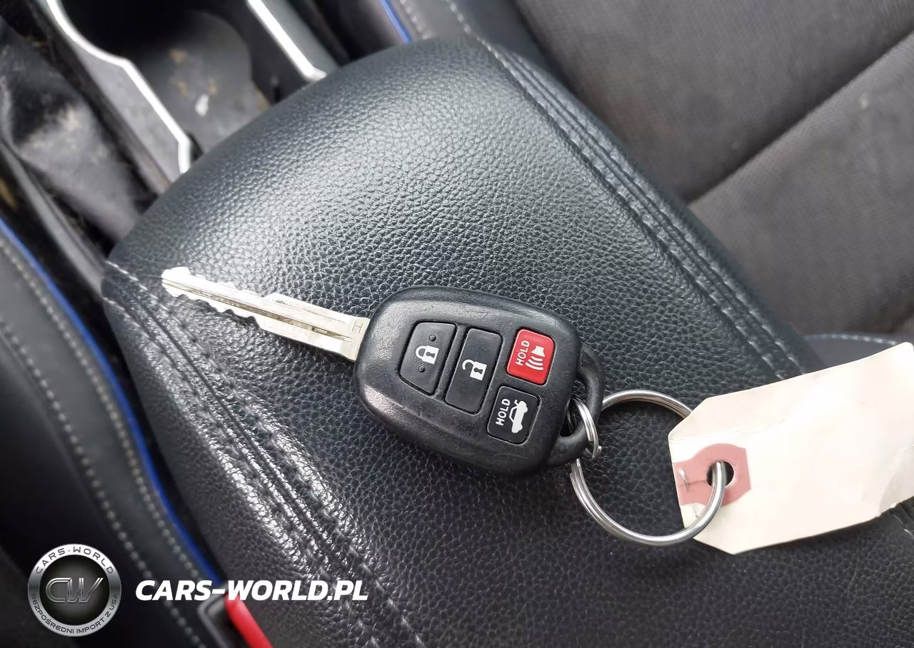 2018 Toyota Corolla Se VIN:2T1BURHE0JC033850 - 11
