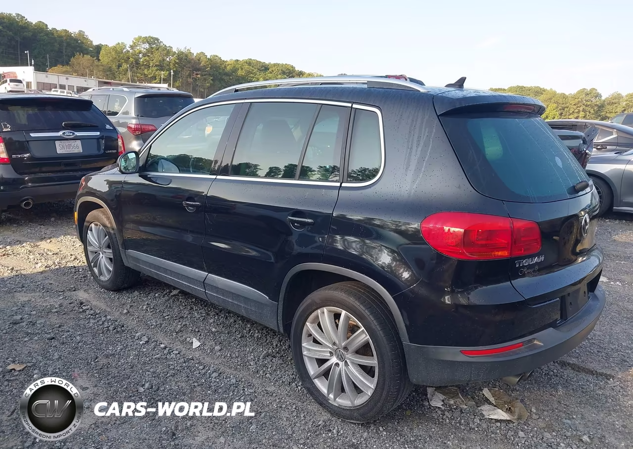 2012 Volkswagen Tiguan Se VIN:WVGAV7AX8CW526173 - 3