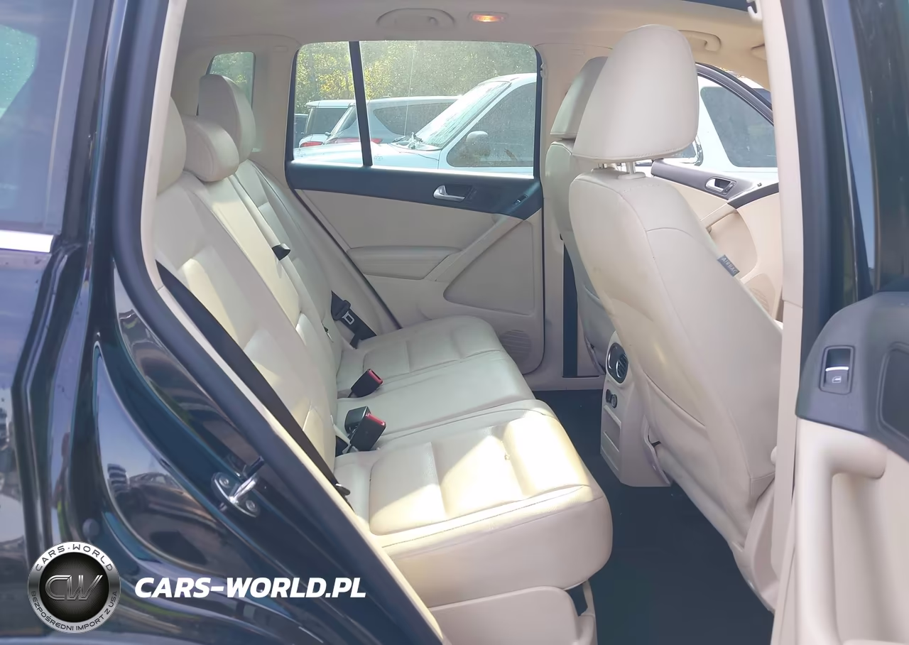 2012 Volkswagen Tiguan Se VIN:WVGAV7AX8CW526173 - 8