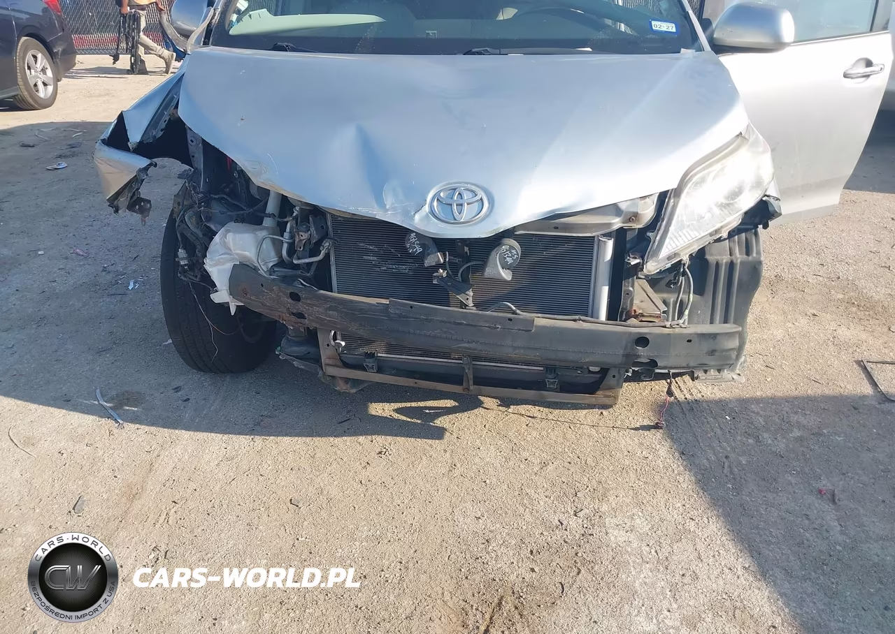 2011 Toyota Sienna Xle V6 VIN:5TDYK3DC4BS082463 - 6
