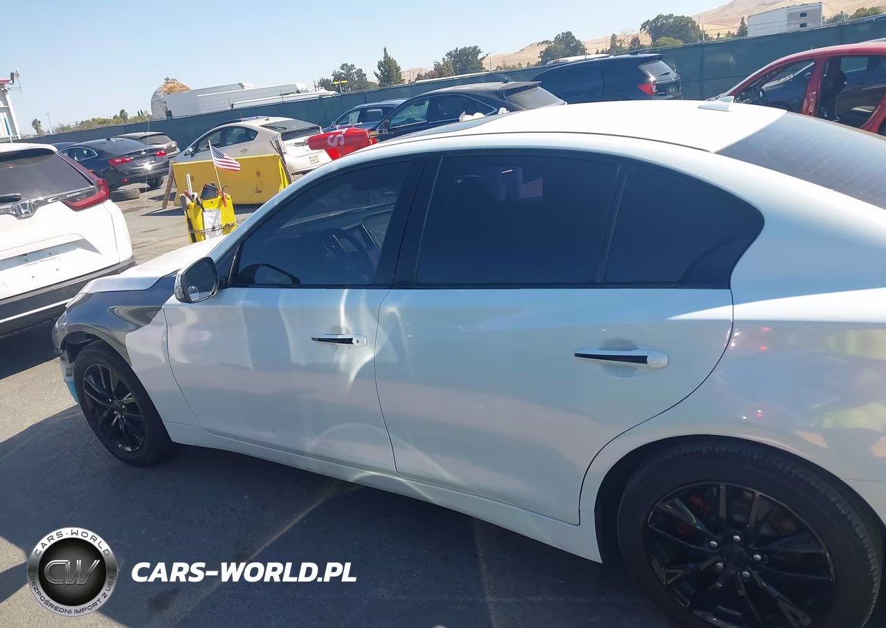 2015 Infiniti Q50 Premium VIN:JN1BV7AP9FM344266 - 13