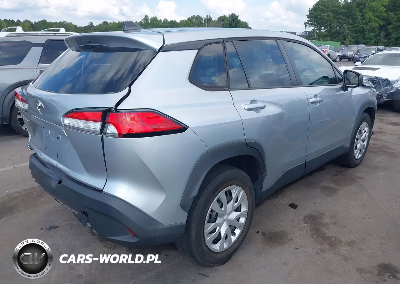 2022 Toyota Corolla Cross L VIN:7MUAAAAG9NV011317 - 4