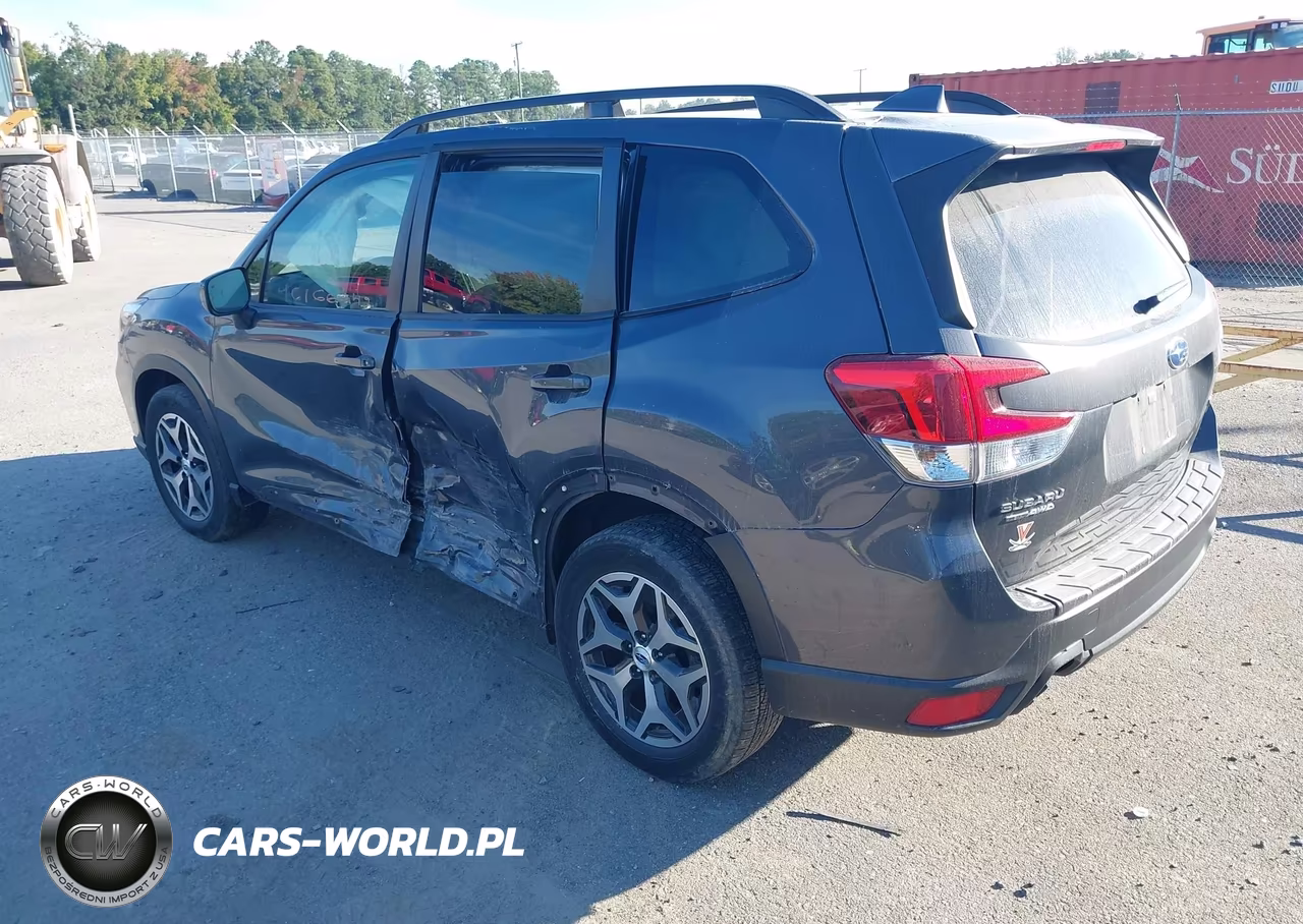 2020 Subaru Forester Premium VIN:JF2SKAJC3LH578473 - 3