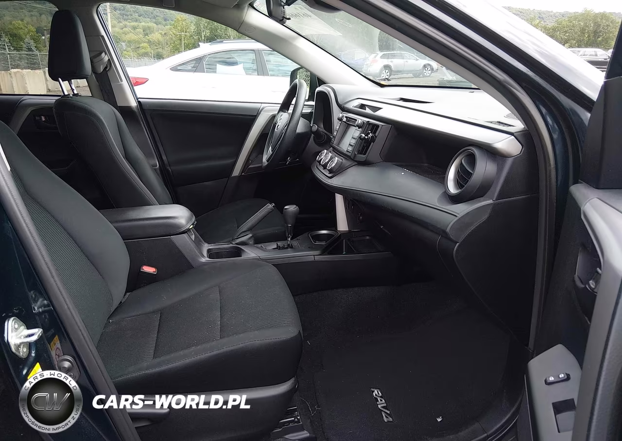 2018 Toyota Rav4 Le VIN:2T3ZFREV7JW453396 - 5
