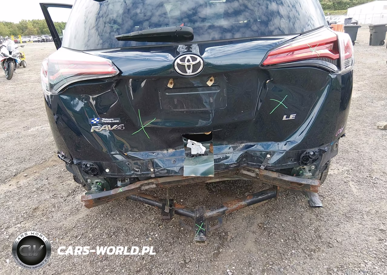 2018 Toyota Rav4 Le VIN:2T3ZFREV7JW453396 - 6