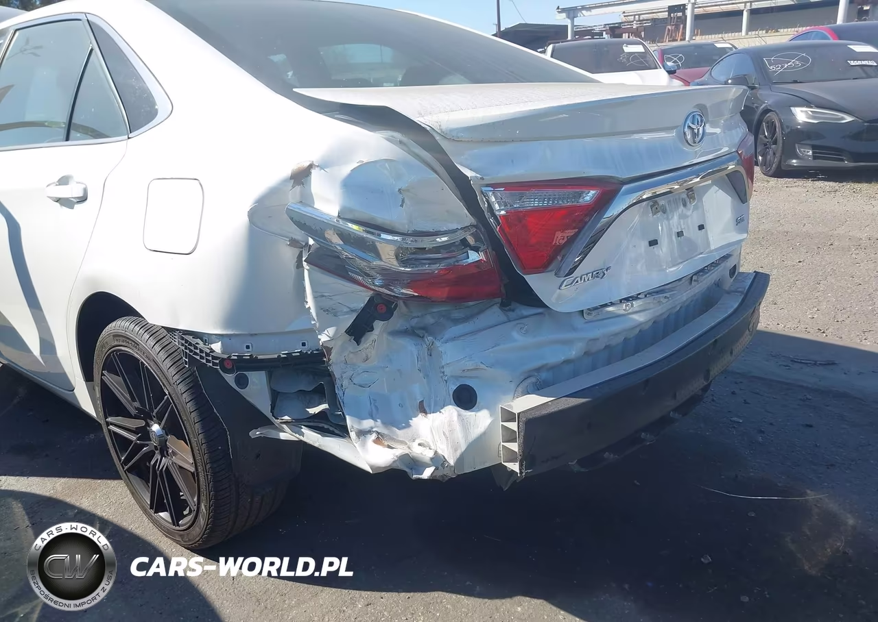 2016 Toyota Camry Se VIN:4T1BF1FK8GU128880 - 6