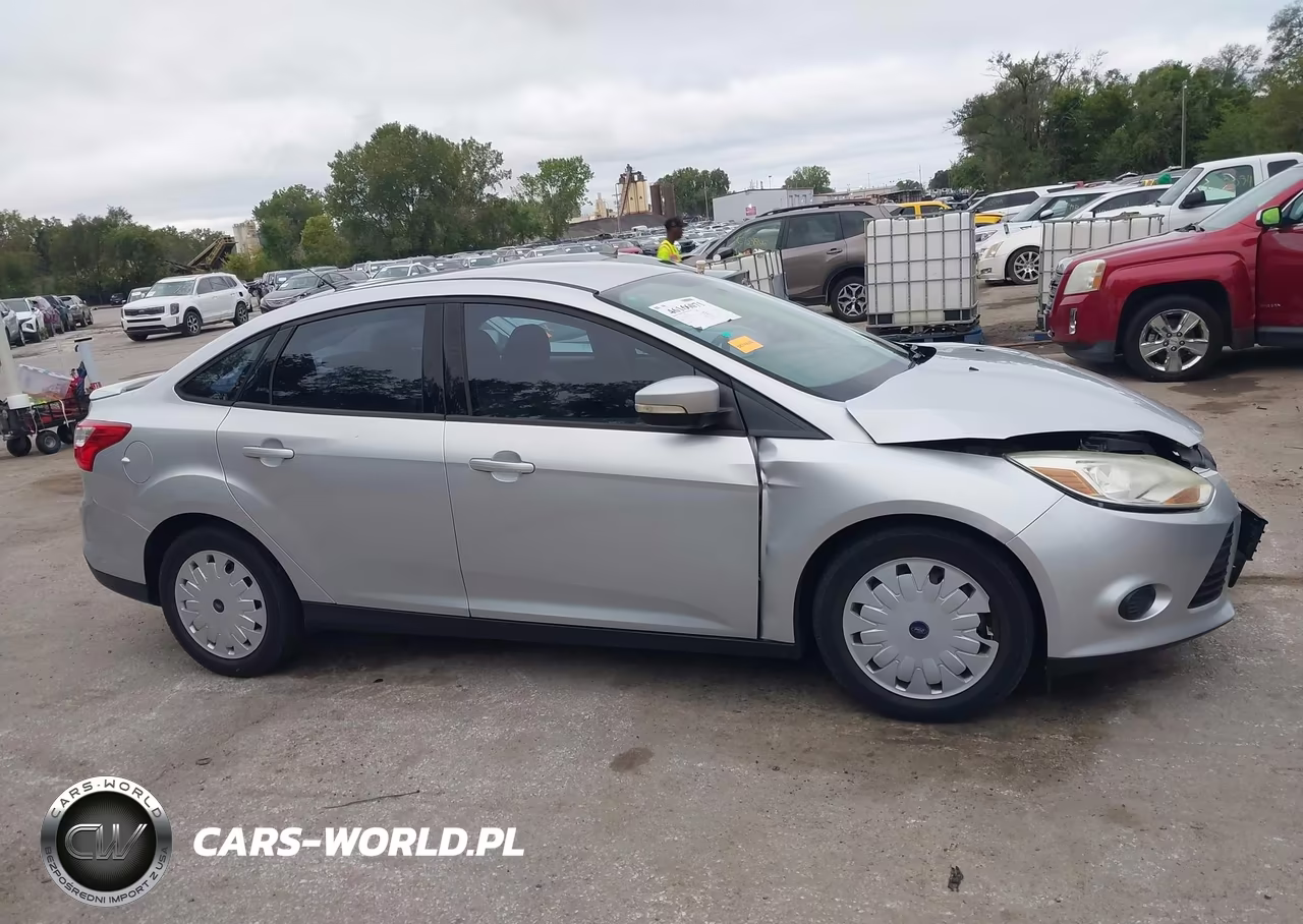 2013 Ford Focus Se VIN:1FADP3F20DL327581 - 13