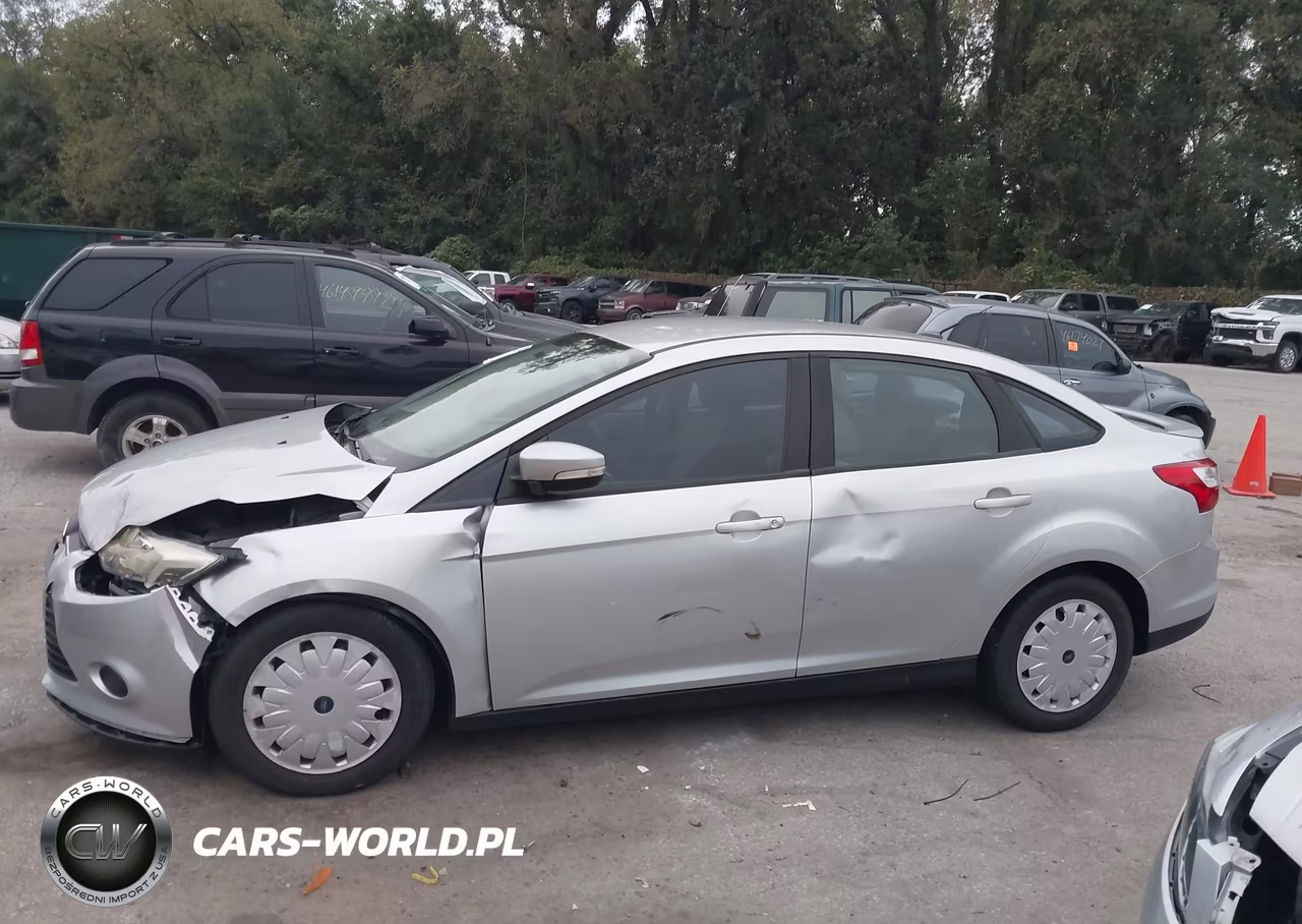 2013 Ford Focus Se VIN:1FADP3F20DL327581 - 14