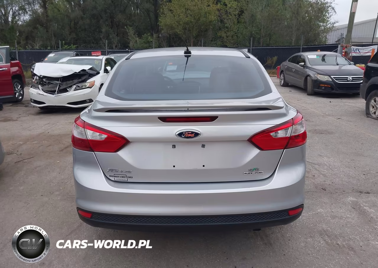 2013 Ford Focus Se VIN:1FADP3F20DL327581 - 16