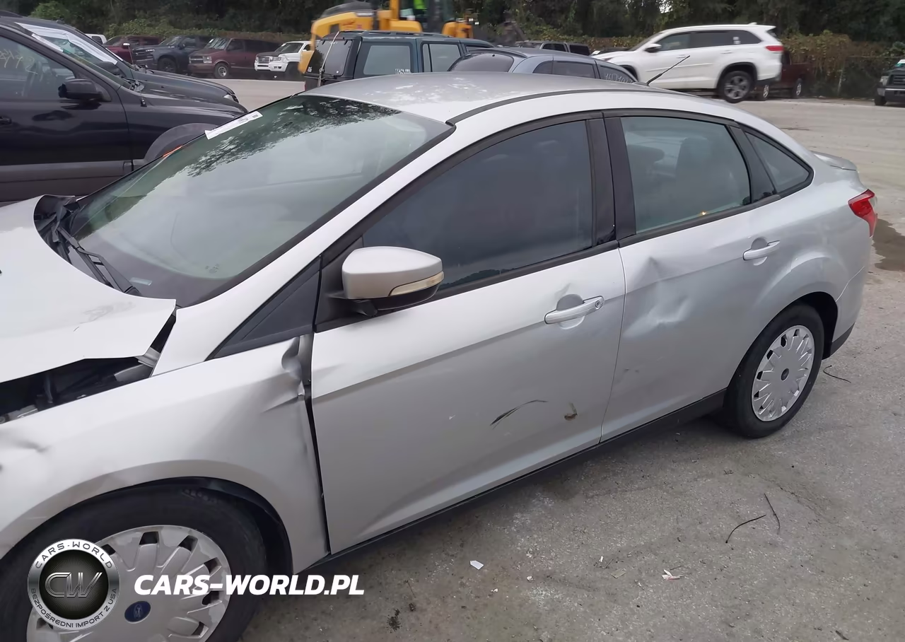 2013 Ford Focus Se VIN:1FADP3F20DL327581 - 17