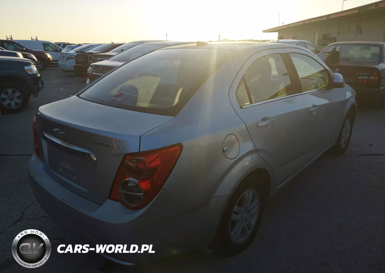 2013 Chevrolet Sonic Lt Auto VIN:1G1JC5SH2D4243358 - 4