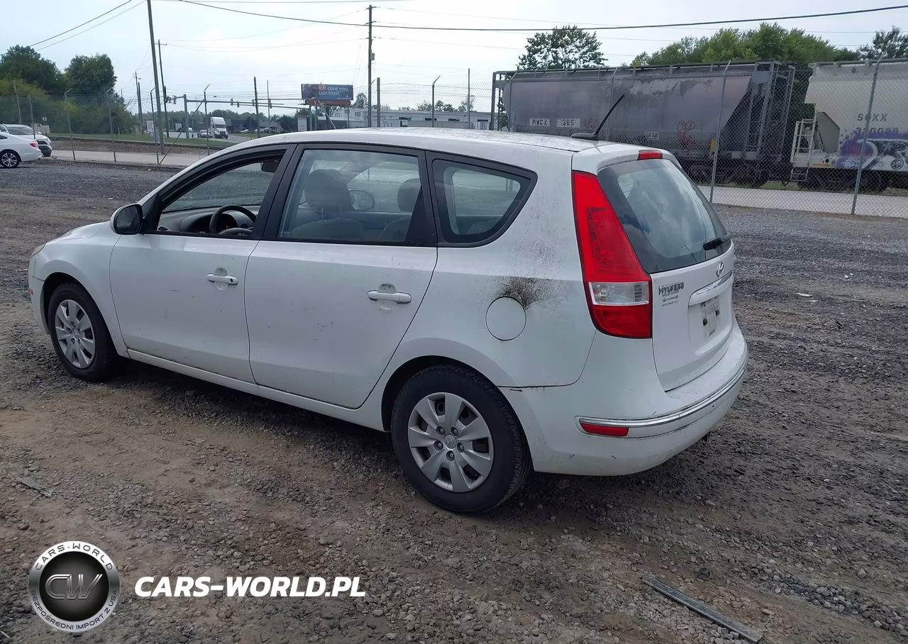 2010 Hyundai Elantra Touring Gls VIN:KMHDB8AE3AU066018 - 3