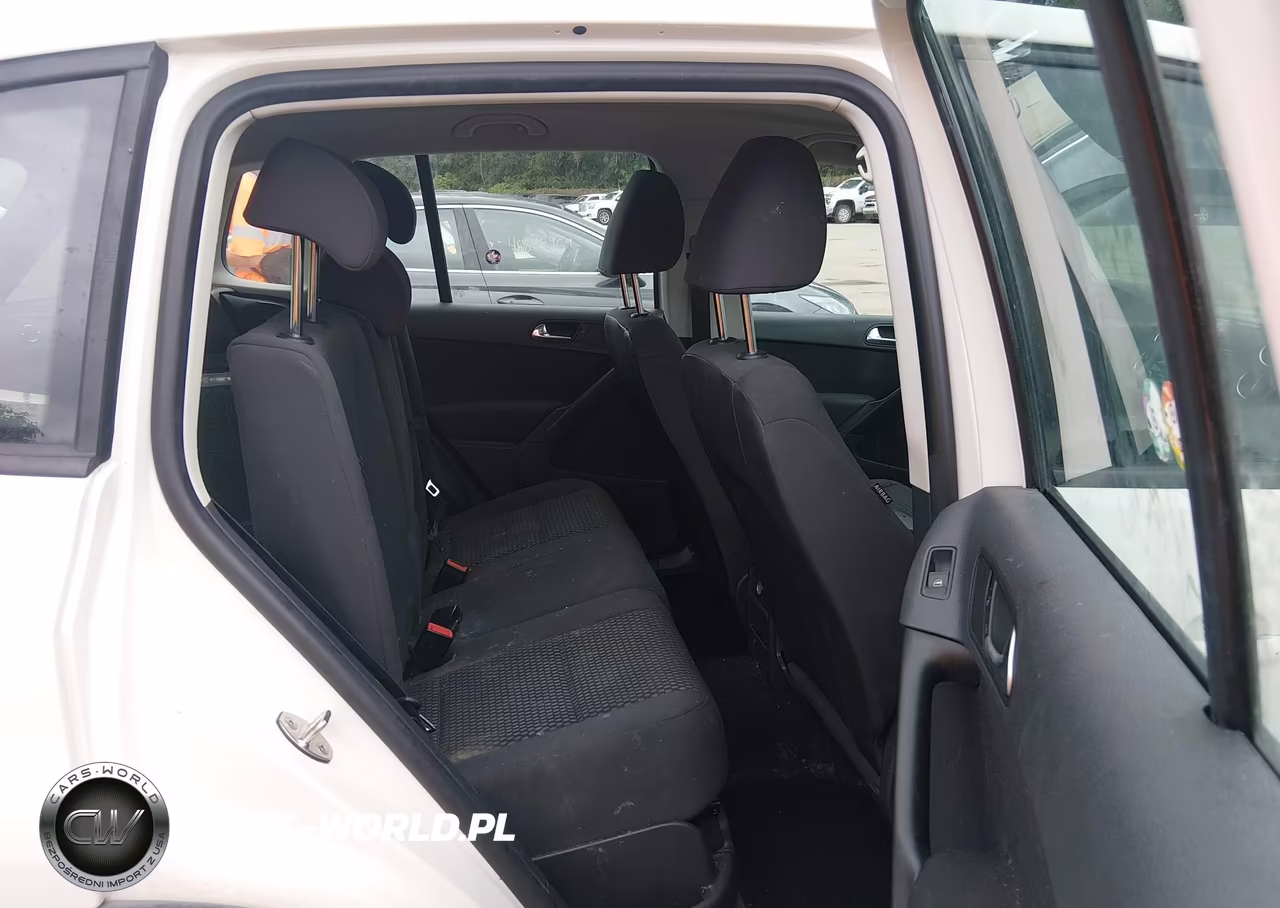 2011 Volkswagen Tiguan S VIN:WVGAV7AX5BW561252 - 8