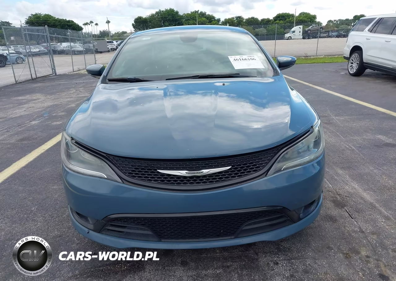 2015 Chrysler 200 S VIN:1C3CCCBB2FN597267 - 12