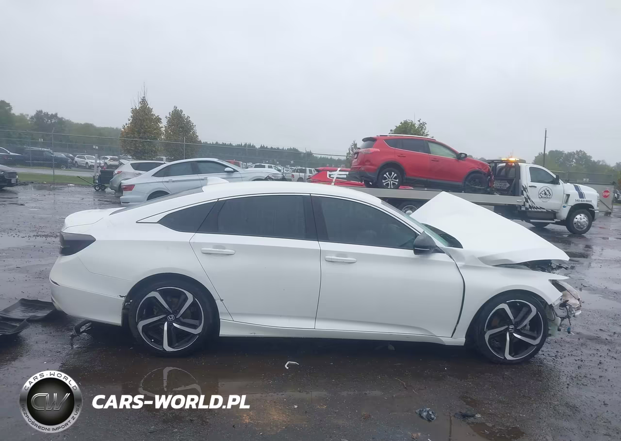 2018 Honda Accord Sport VIN:1HGCV1F3XJA217347 - 12