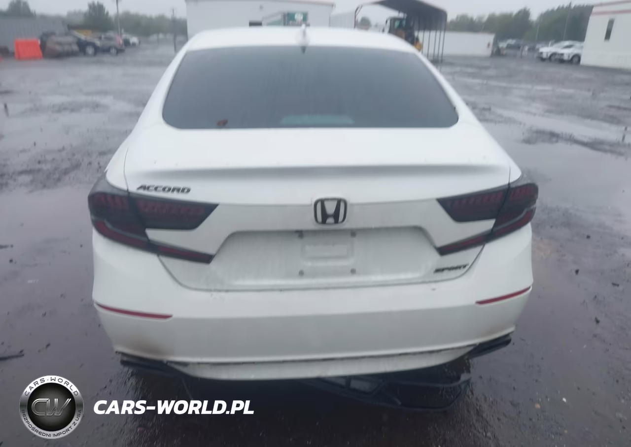 2018 Honda Accord Sport VIN:1HGCV1F3XJA217347 - 15