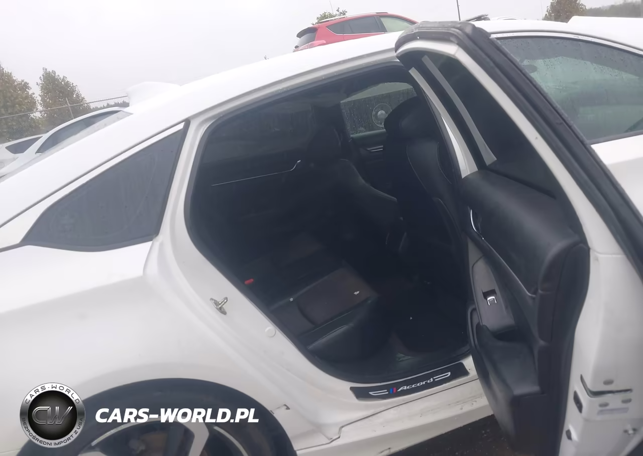 2018 Honda Accord Sport VIN:1HGCV1F3XJA217347 - 8