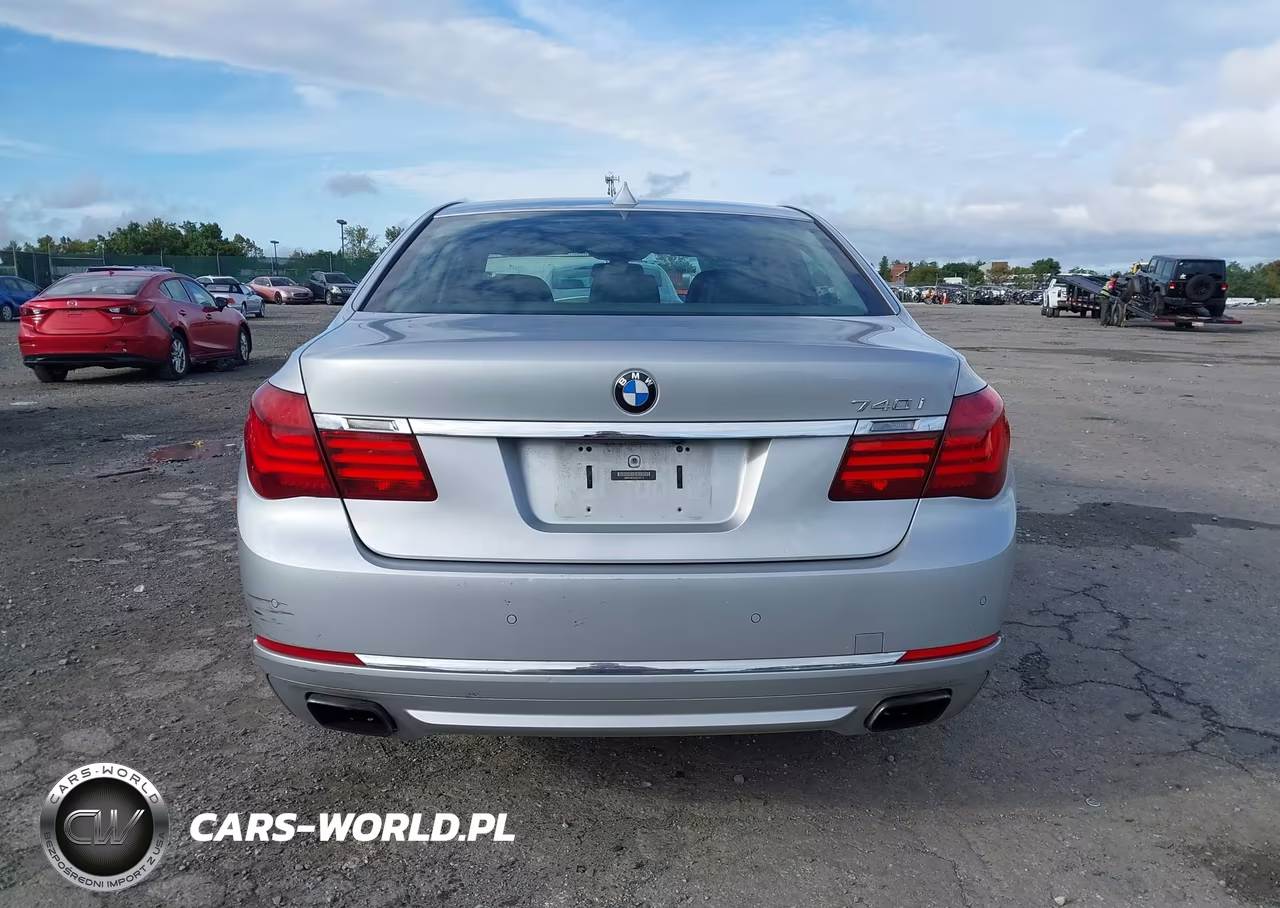 2014 BMW 740I VIN:WBAYA6C52ED144110 - 16