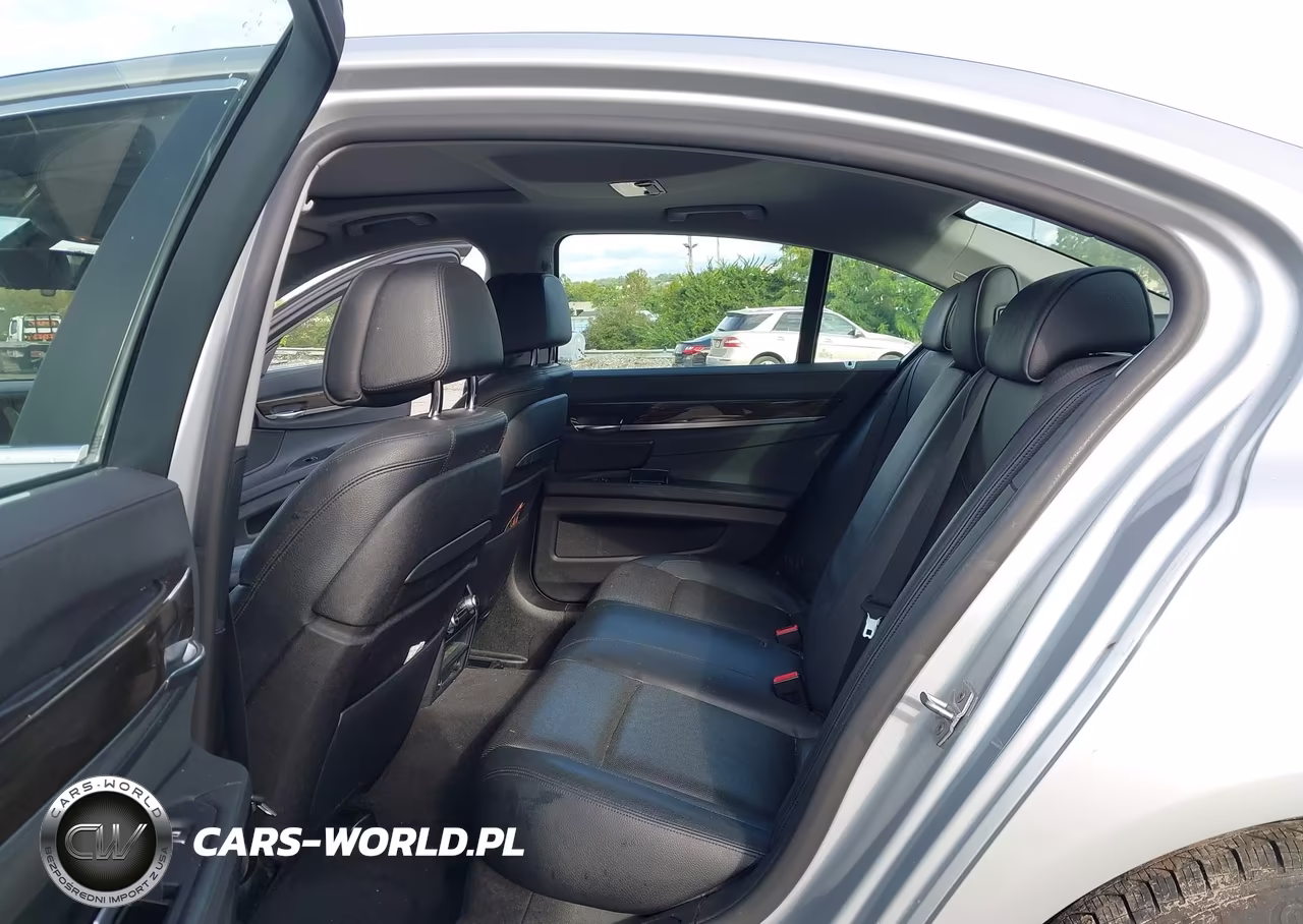 2014 BMW 740I VIN:WBAYA6C52ED144110 - 8