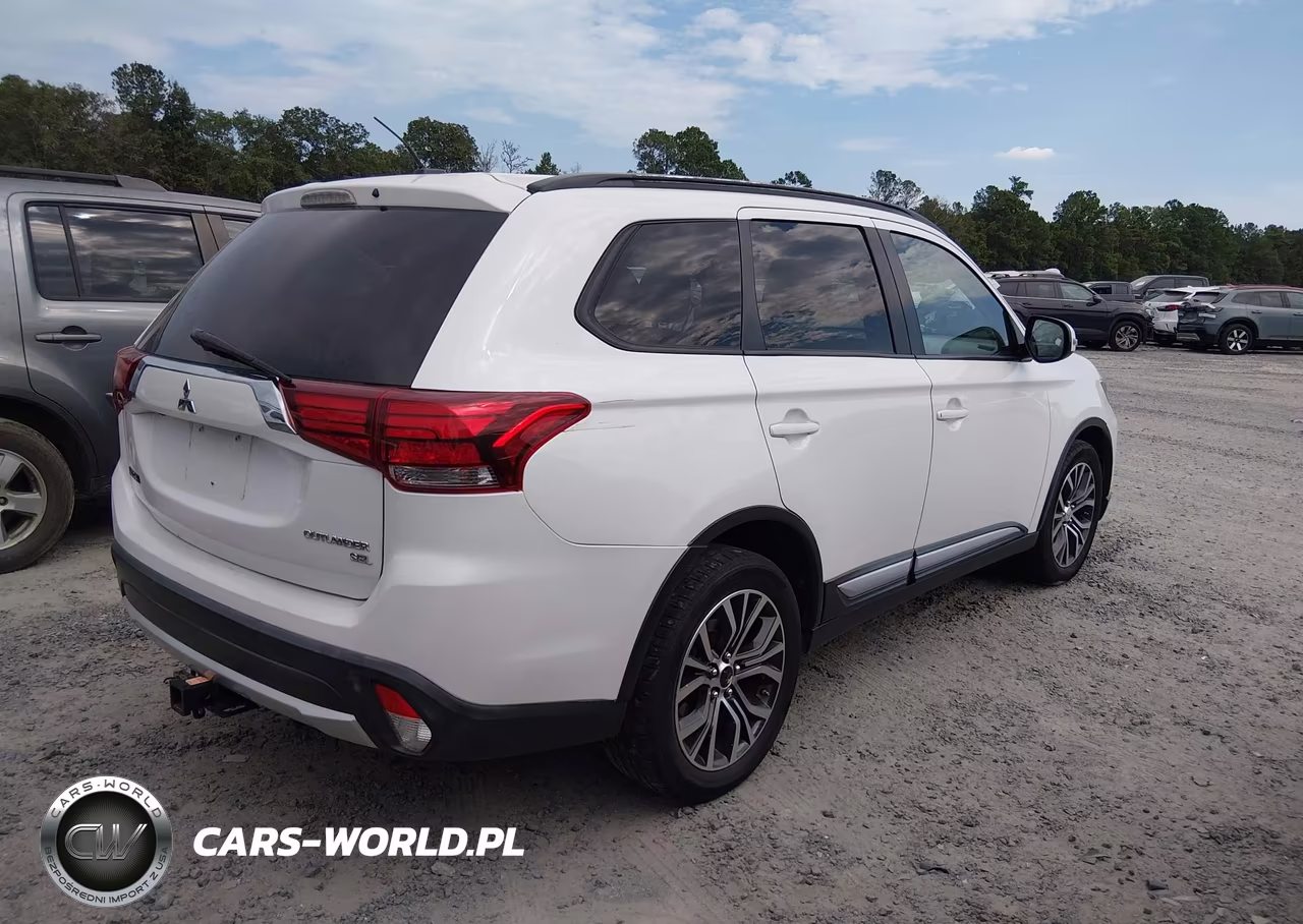 2016 Mitsubishi Outlander Sel VIN:JA4AD3A37GZ017266 - 4