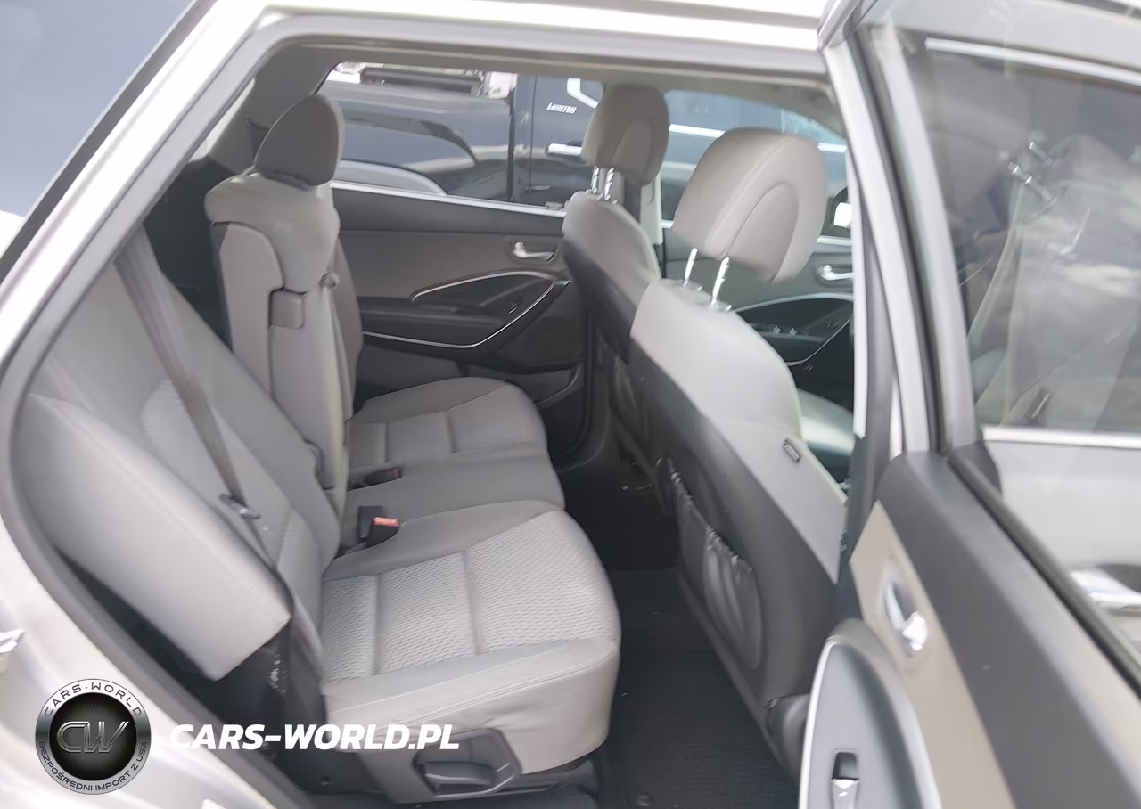2018 Hyundai Santa Fe Se VIN:KM8SM4HF8JU265543 - 8