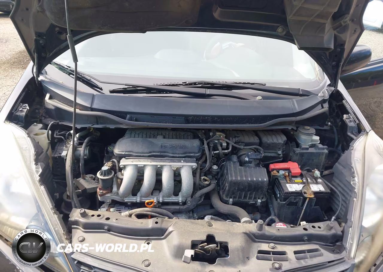 2012 Honda Fit Sport VIN:JHMGE8H56CC011875 - 10