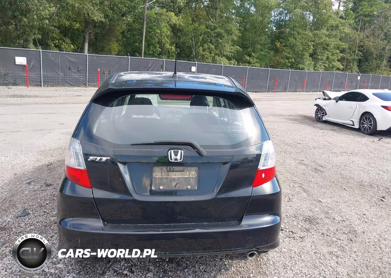 2012 Honda Fit Sport VIN:JHMGE8H56CC011875 - 16